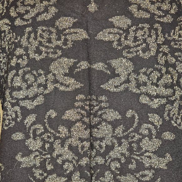 Gold fillagree sweater dress - Picture 3 of 4